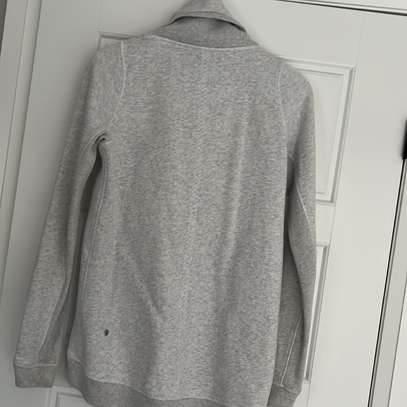 LULULEMON Turtleneck Sweater - Picture 3 of 4